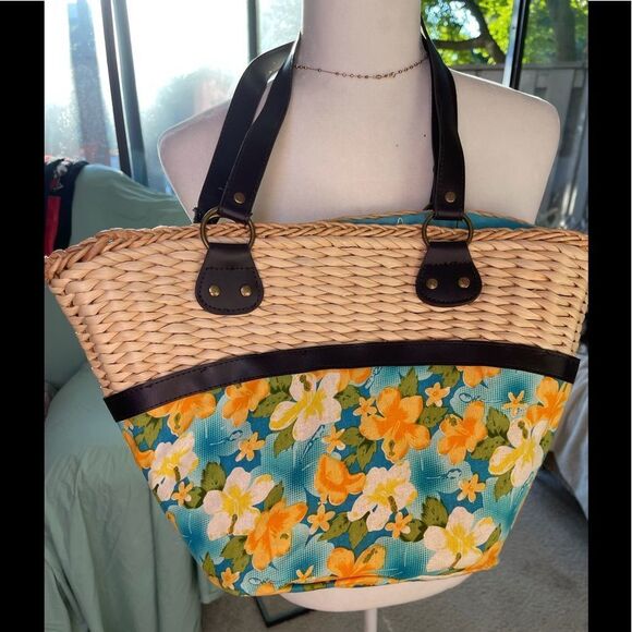 Straw Shoulder bag - Picture 4 of 9